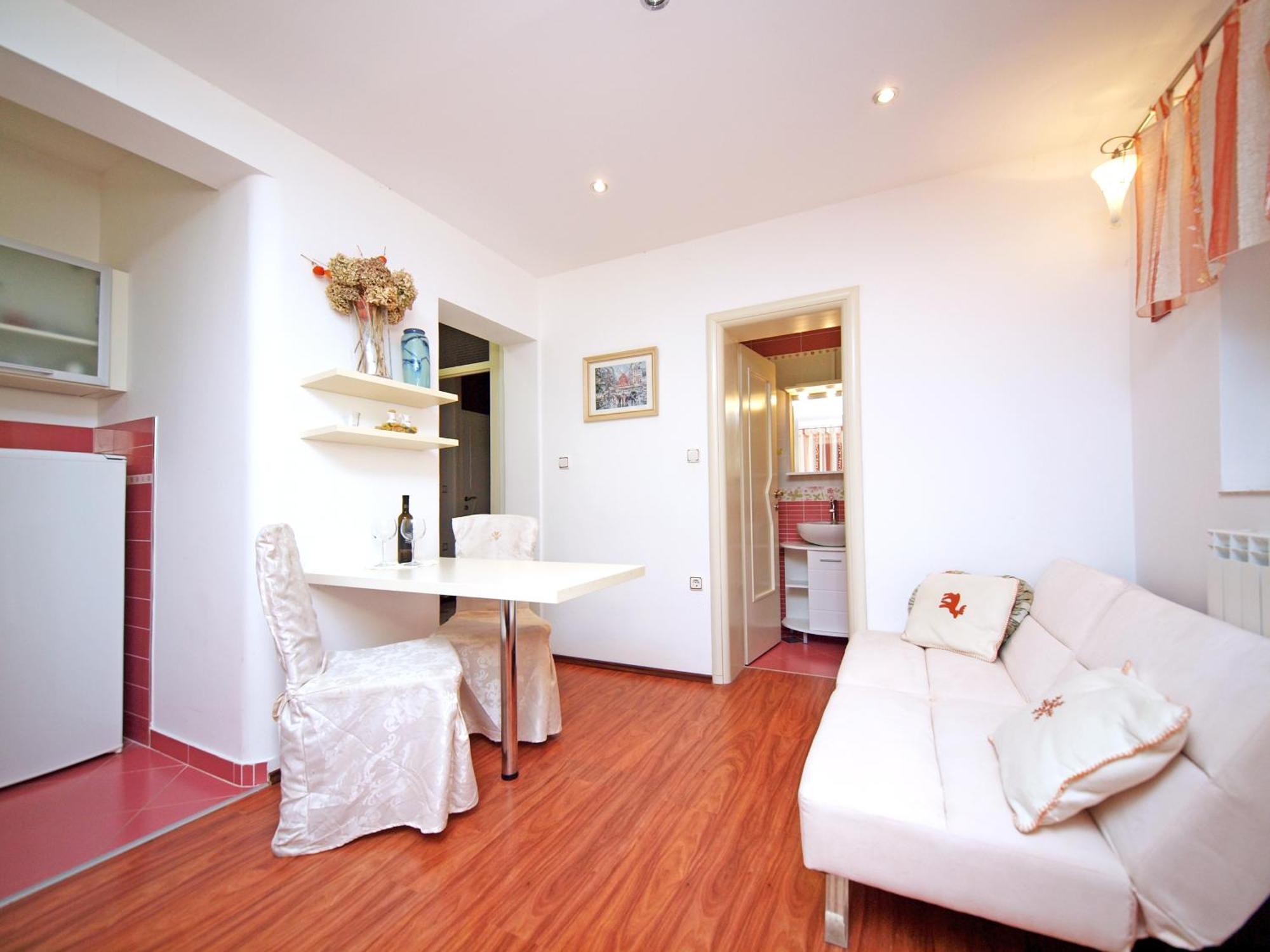 Apartments Keran - By Suites Living Vodice Esterno foto