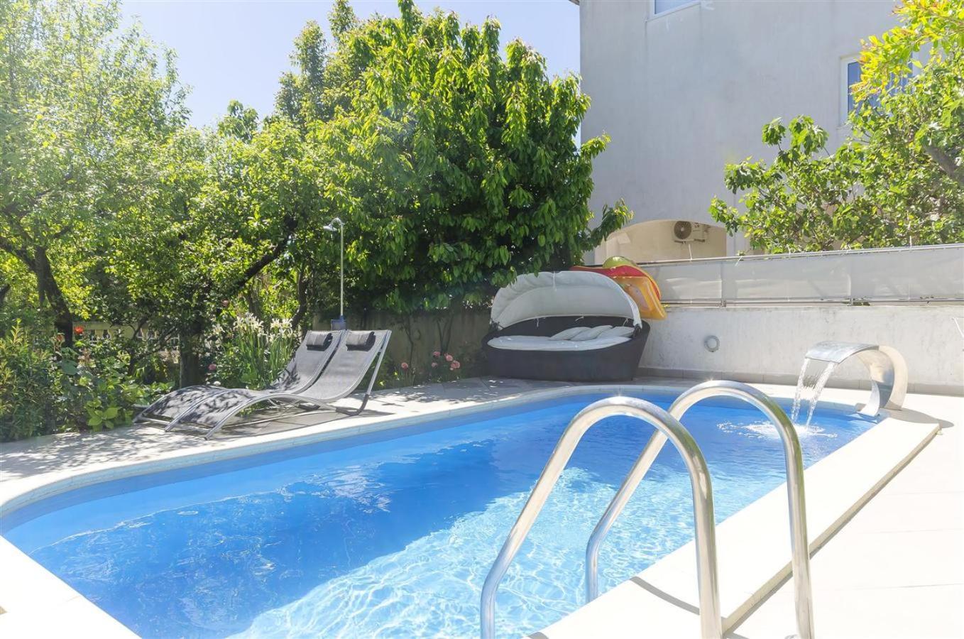 Apartments Keran - By Suites Living Vodice Esterno foto